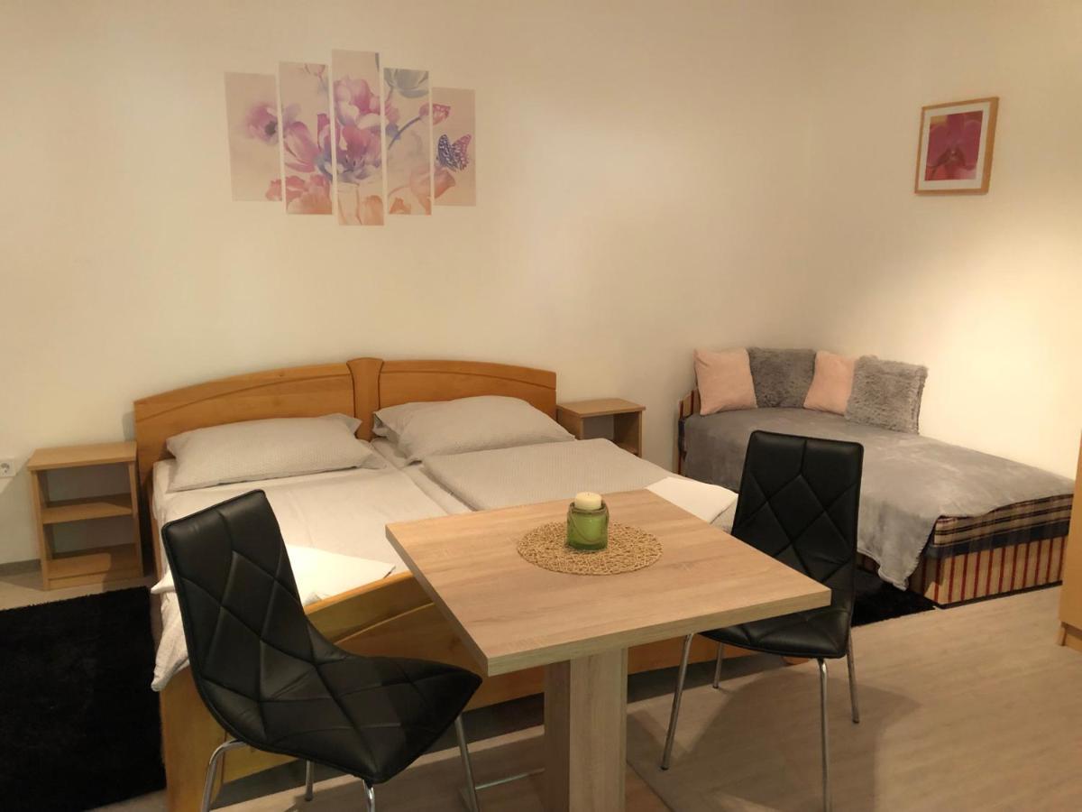 Tisza-Kert Apartmanok Tiszafüred Extérieur photo