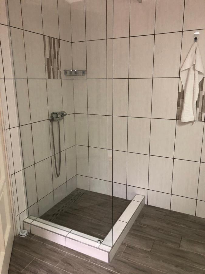 Tisza-Kert Apartmanok Tiszafüred Extérieur photo